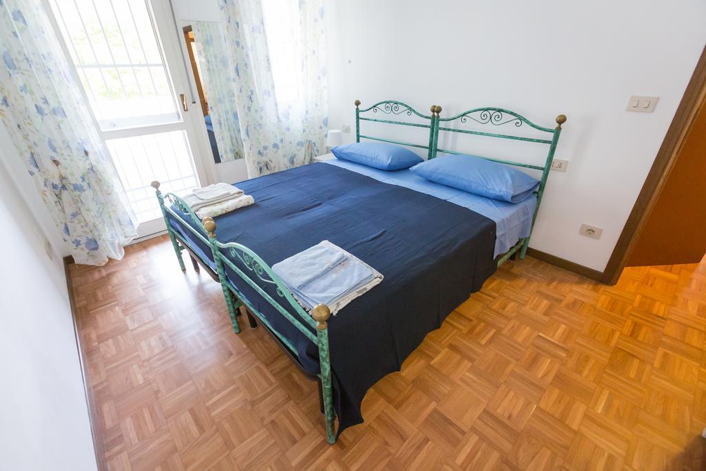 Bolognina Central Apartment Bologna Bagian luar foto