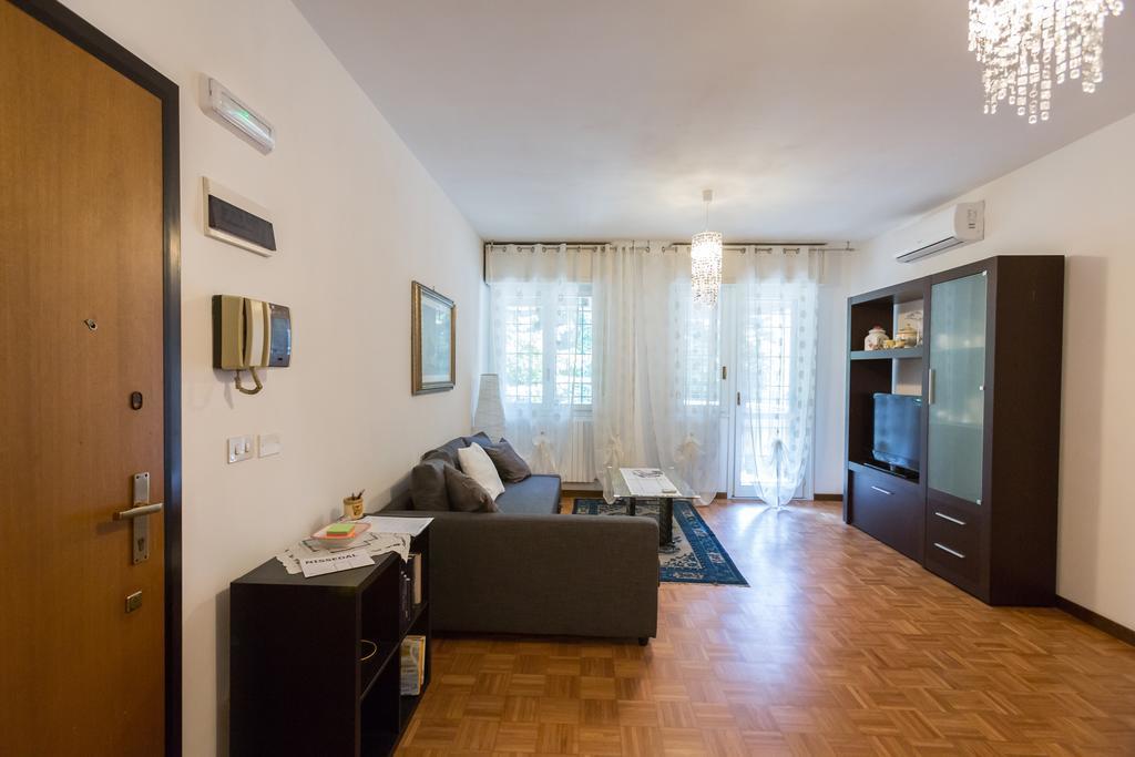 Bolognina Central Apartment Bologna Bagian luar foto